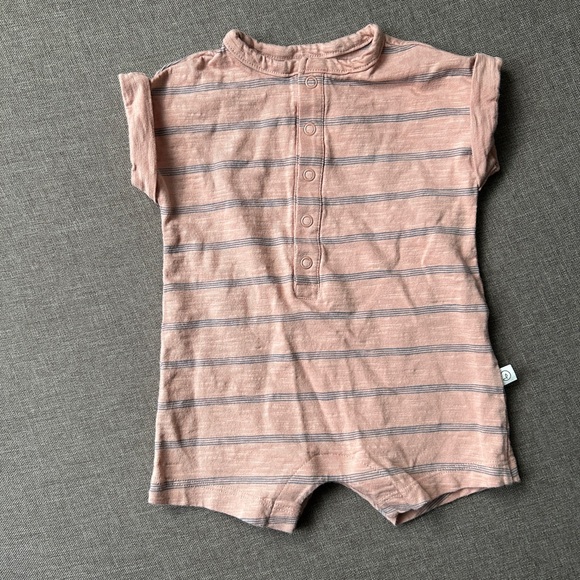 Boy’s Short Sleeve Romper - Picture 1 of 4